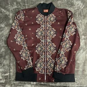 Formal mandala sweater